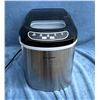 Image 1 : IGLOO PORTABLE ELECTRONIC ICE MAKER - WORKS!