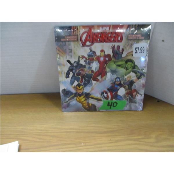 NEW:  AVENGERS 16 MONTH CALENDAR (7" X 7")