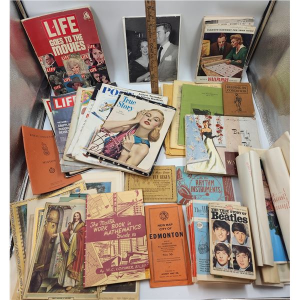 Vintage Books, Magazines and Paper Lot