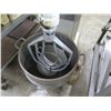 Image 2 : Hobart H600 Commercial  60qt Mixer w/ Bowl (Runs See Video)