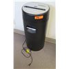 Image 1 : Office Max Paper Shredder