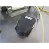 Image 9 : Universal Labeling System w/ Clipper 632-S Foot Switch