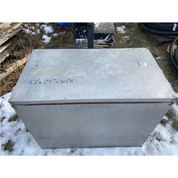 42" x 24" x 30" High Metal Box