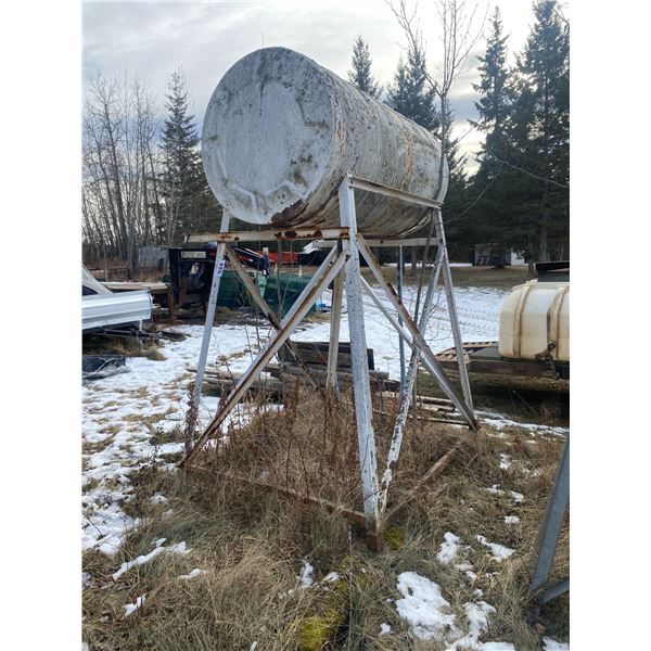 300 gallon diesel fuel tank c/w stand