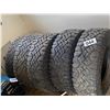 Image 1 : 5- WRANGLER tires, LT 285 / 70 R17