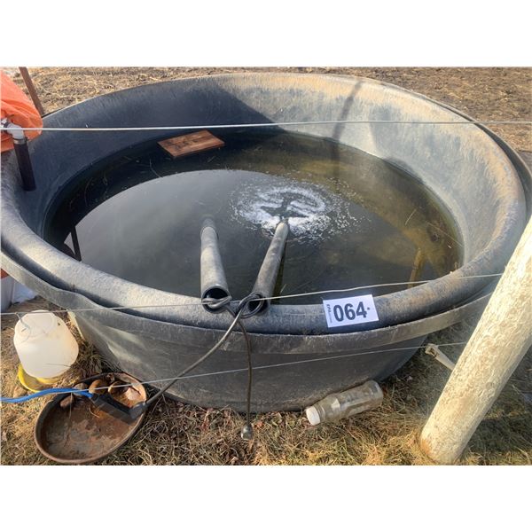 Approx. 77" Black round water tank