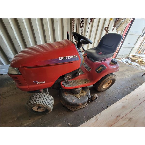 CRAFTSMAN YT3000, 22 HP riding mower, hydro, 42" cutting deck, no hour meter, SN. 060205B001779