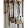 Image 4 : Hand shovels; 2 picks; steel cable with hooks; chocker cable; numerous length chains