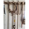 Image 5 : Hand shovels; 2 picks; steel cable with hooks; chocker cable; numerous length chains