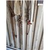 Image 7 : Hand shovels; 2 picks; steel cable with hooks; chocker cable; numerous length chains