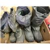 Image 2 : 2 pairs of Men's DAKOTA steel toed boots, new, size: 8 - 8-1/2 EEE; 2 pair Men's used DAKOTA steel t