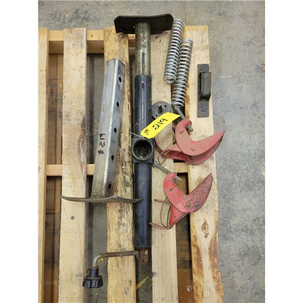 Equalizer clamps; trailer jack; trailer leg; misc.