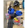 Image 1 : 3 full-face masks; tool bags; 2 half-masks; APC power pac