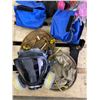 Image 3 : 3 full-face masks; tool bags; 2 half-masks; APC power pac