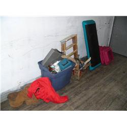 Lot of: welding equipment, grinder, ladder, etc. (101)