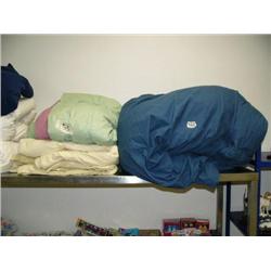Lot of 3 down comforters (104)