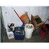 Image 1 : Lot of: Skilsaws, drill, putty knives, extension cords, buckets (101)