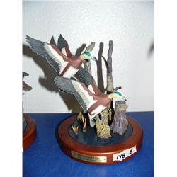 CHOICE on 6 David Maas scultures: "Settling In" (104)