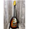 Image 2 : 1965 Vox MVI Teardrop Electric Guitar Hard Case