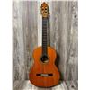 Image 1 : 2012 Paracho Classical ACC Guitar Hard Case