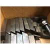 Image 2 : GROUP OF 5/8" MACHINIST CLAMP ACCESSORIES