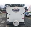 Image 13 : 0C--  2016 Wildwood Island Wild By Forest River Travel Trailer, White, From The Tongue To The Bumpe