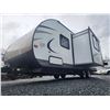 Image 20 : 0C--  2016 Wildwood Island Wild By Forest River Travel Trailer, White, From The Tongue To The Bumpe