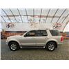 Image 25 : A12 --  2004 FORD EXPLORER LIMITED 4X4 , GREY, 193,576 KMS