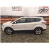 Image 24 : C3 --  2018 FORD ESCAPE TITANIUM AWD,, White, 246800 KM