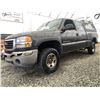 Image 2 : G3 --  2005 GMC SIERRA 2500 HEAVY DUTY EXT CAB 4X4, Grey, 270128 KM