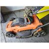 Image 2 : Black & Decker Electric lawnmower & Yardworks Battery trimmer