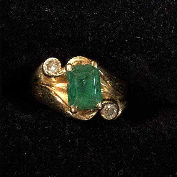 14K yellow gold accent diamonds ring w/ emerald stone - estate jewelry