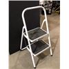 Image 2 : Group of 3 assorted fodable step ladders