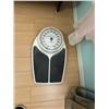 Image 1 : Health o meter scale