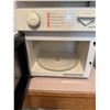 Image 2 : Microwave cooker