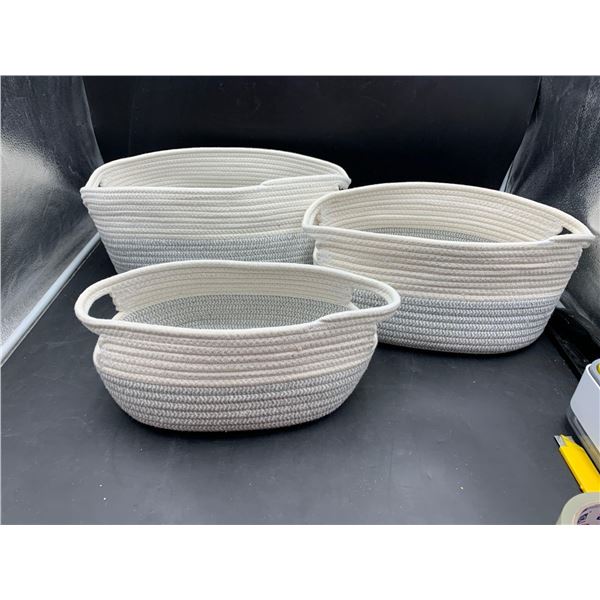 Lot of 3 Baskets
