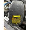 Image 3 : DeWALT 18V Drill with Charger and Extra Battery