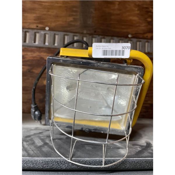 110V Work Light