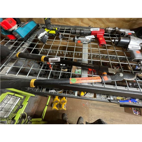 Fiskars 28" Bypass Lopper