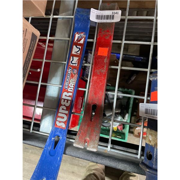 Lot of 2 Pry Bars