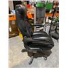 Image 2 : Lazyboy Adjustable Office Chair