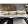 Image 2 : Lot of 3 Kitchen Baking Bowls