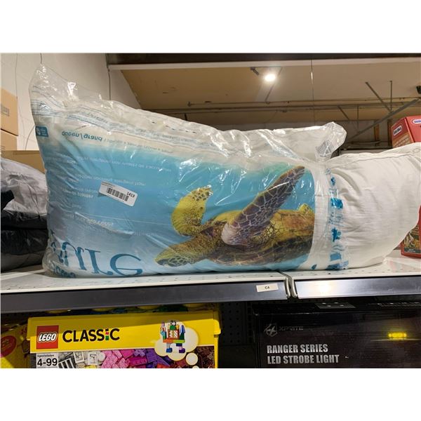 Lot of 2 Pure Standard Queen Sze Luxury Bed Pillows