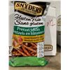 Image 2 : Snyder's Gluten Free Pretzel Sticks 12 x 220g