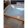 Image 8 : Glass Top Kitchen Table