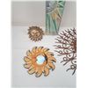 Image 2 : Sun Themed Decor