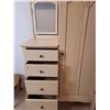 Image 2 : Vintage Chifforobe