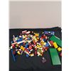 Image 1 : Assortment of Lego