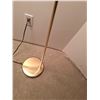 Image 2 : Floor Lamp