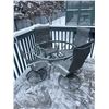 Image 1 : Patio Table and Chairs